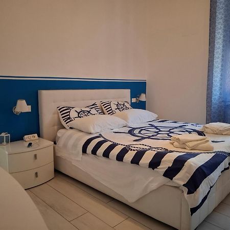 Casa Carlo Apartment La Spezia Luaran gambar